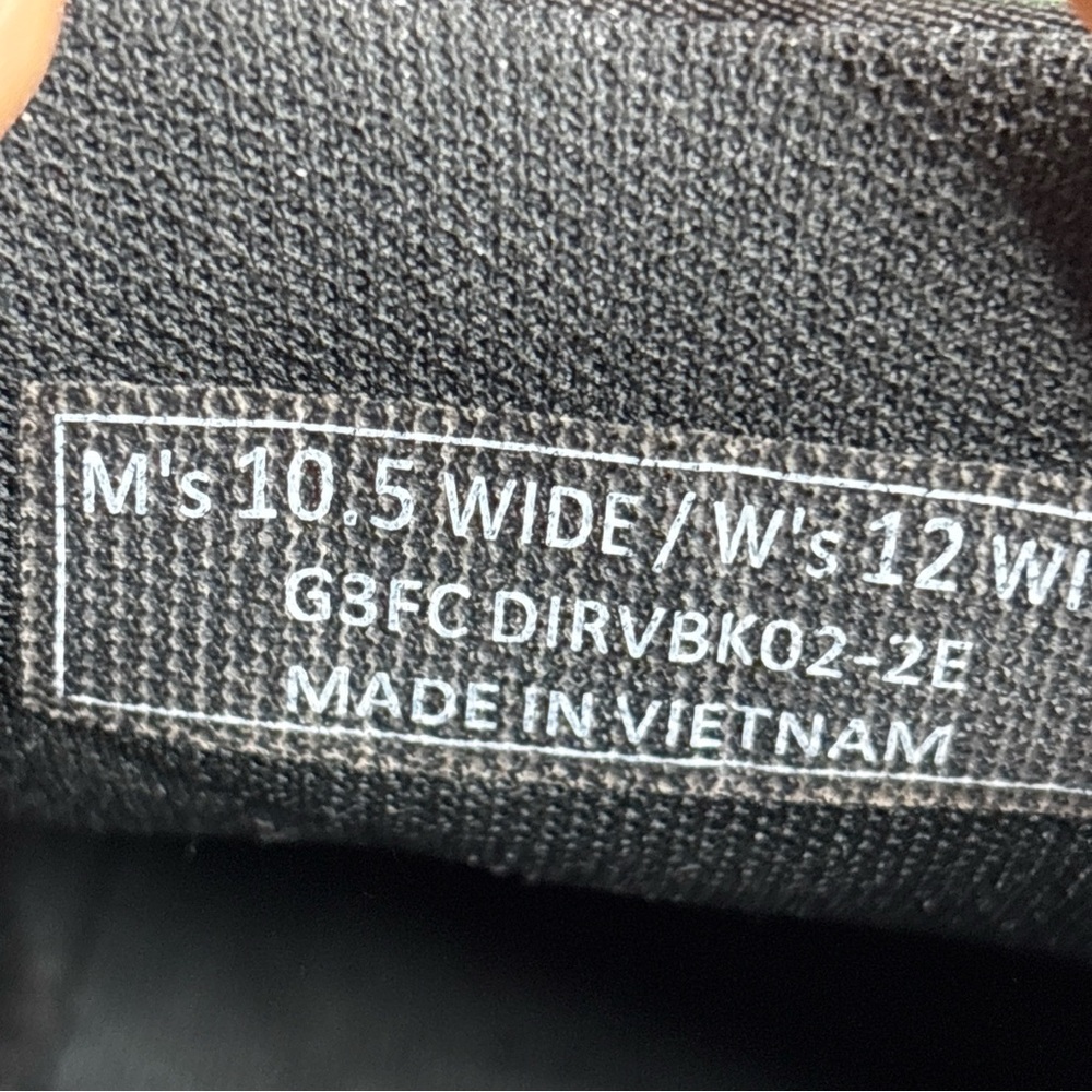 Kizik‎ Irvine Triple Black Mens Size 10.5 Wide Slip In Work Casual Sneakers - Picture 11 of 12